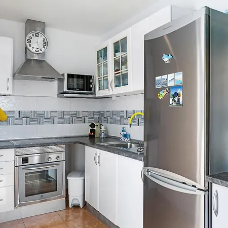 Aguamarina Playa Honda (Lanzarote)